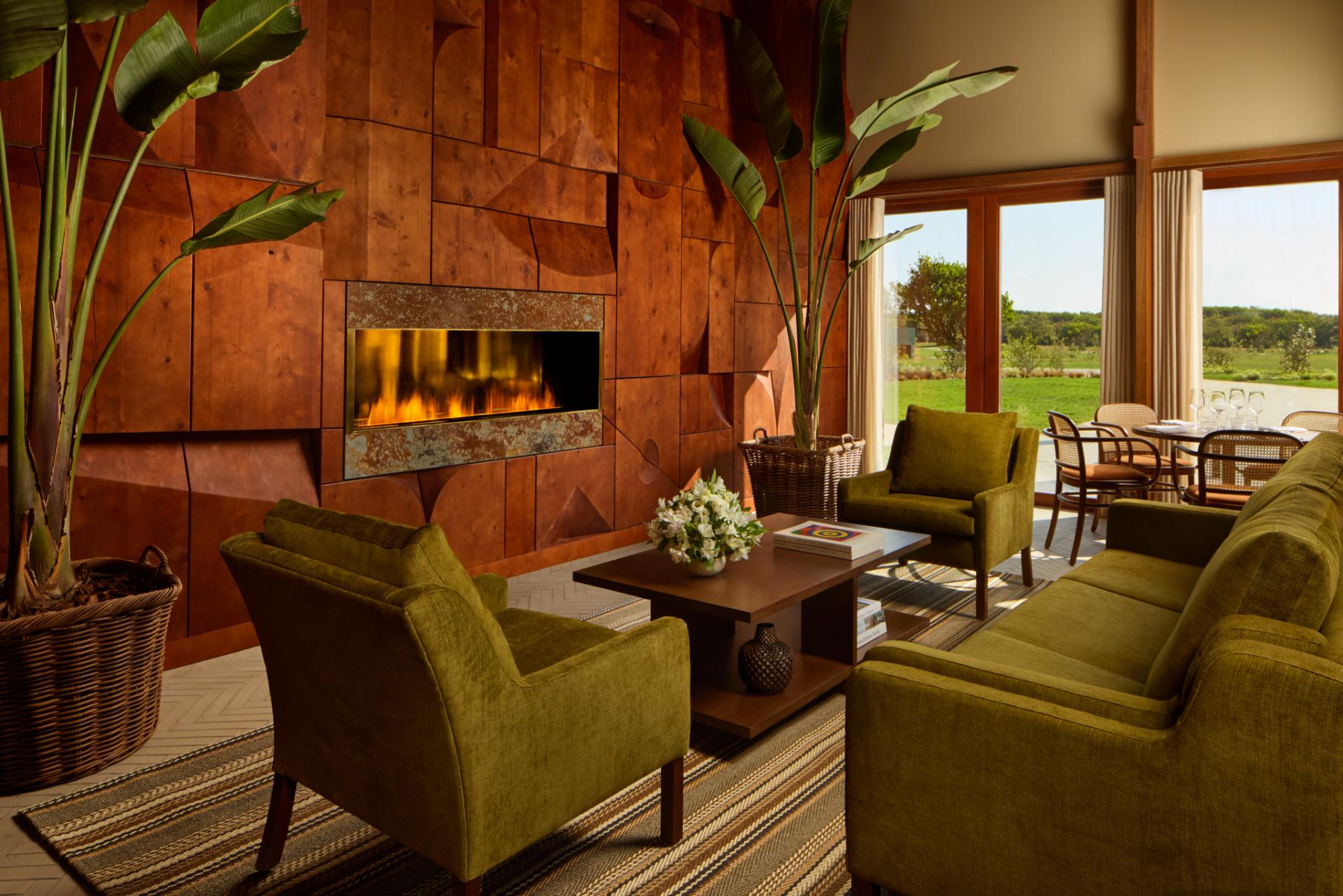 Tivoli_Estela_Golf_Lodges_Greens_Restaurant_Detail