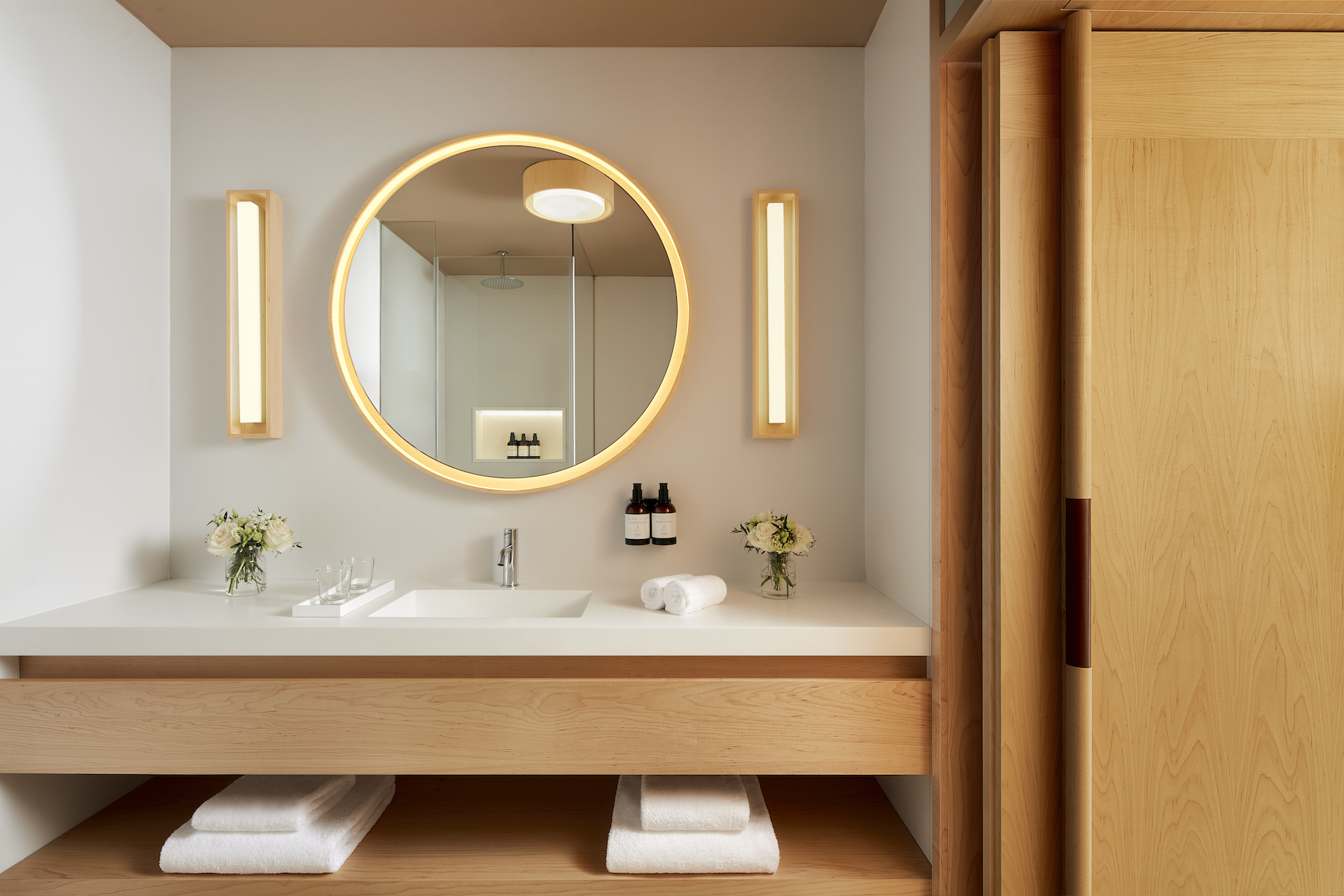 Tivoli_Estela_Golf_Lodges_Porto_Guest_Room_Premium_Bathroom