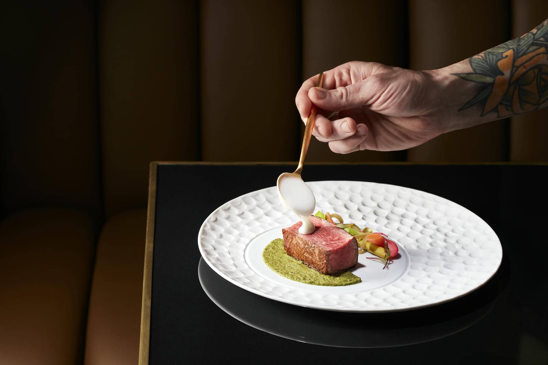 Tivoli_Kopke_Porto_Gaia_Hotel_Restaurant_1638_Restaurant_Main_Course_Dish-4289x2860