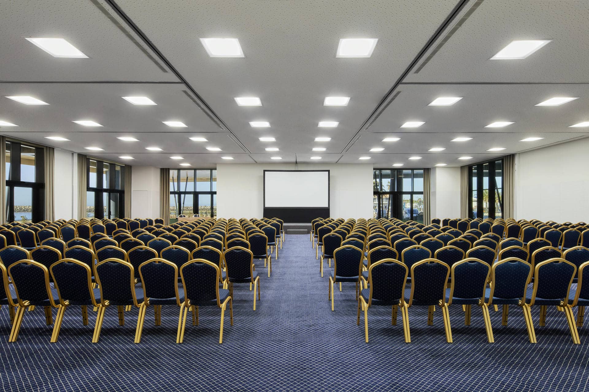 Tivoli_Marina_Vilamoura_Algarve_Resort_Meeting_Room_Centro_Congressos_Algarve_Pegaso_Meeting_Room_Theatre_Setup